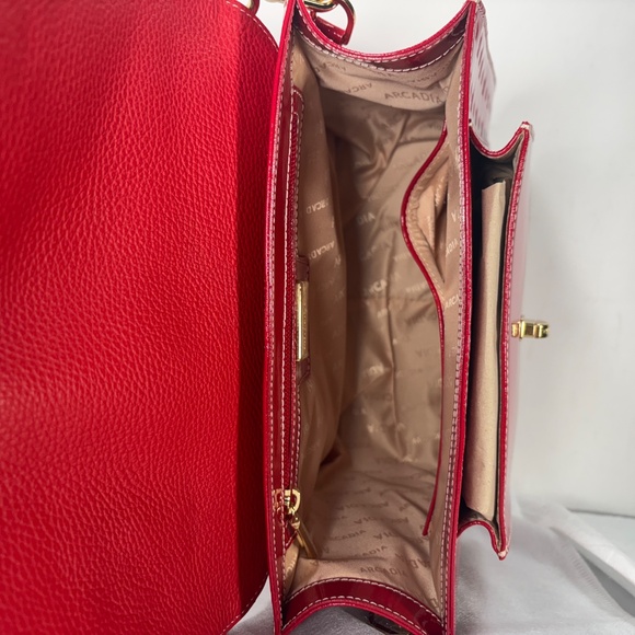 ARCADIA MILAN ITALY-NWT $498.00 -   NOW $395.00 -   REAL ITALIAN PATENT LEATHER - Picture 8 of 16